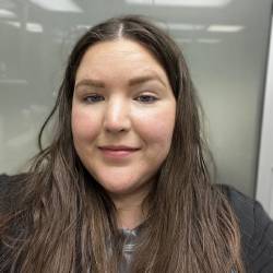 Lindsay McMurray Cambrian Pharmacy - Calgary Lindsay McMurray Cambrian Pharmacy - Calgary